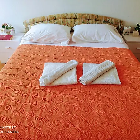 Apartman Dist